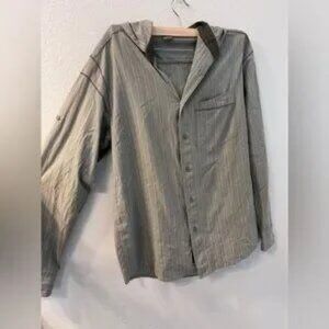 Kuhl Fishing Shirt Mens M Gray UPF Hoodie ButtonUp Vented Long Sleeve Nylon